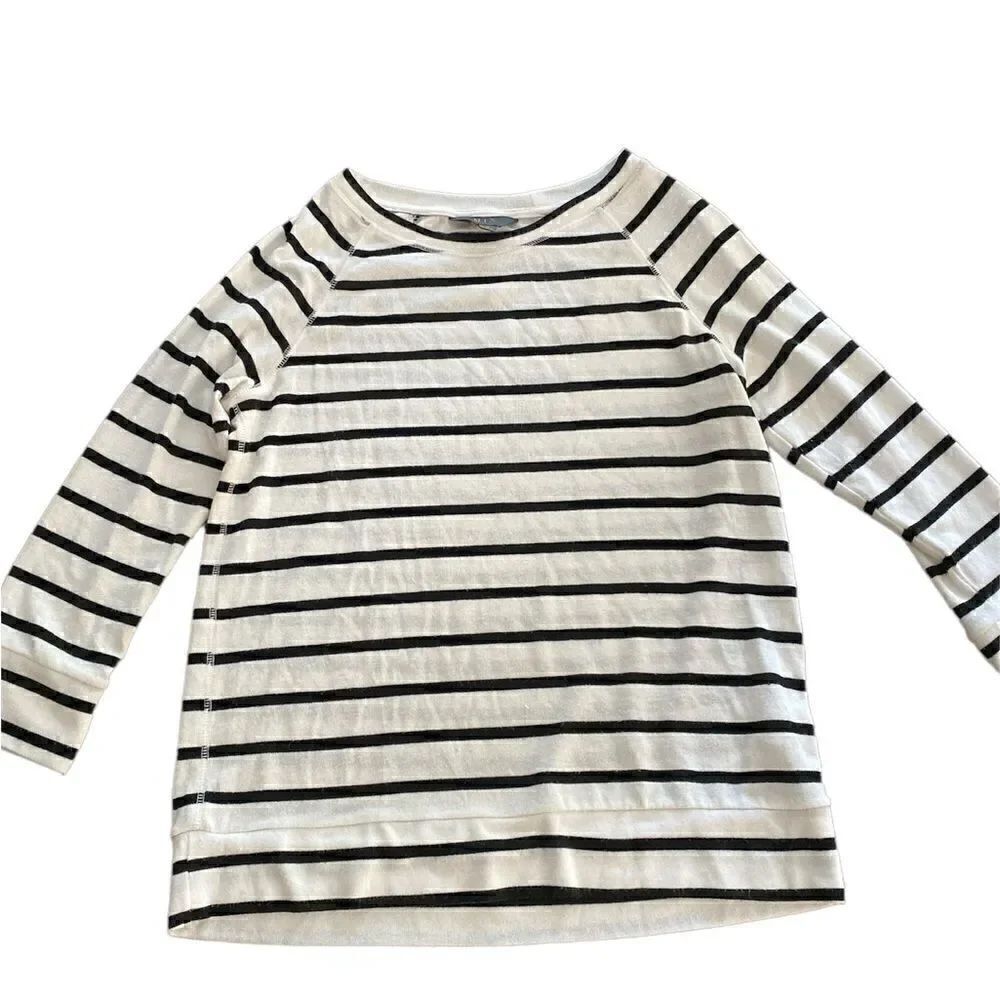 Mix Black and White Lightweight Sweater